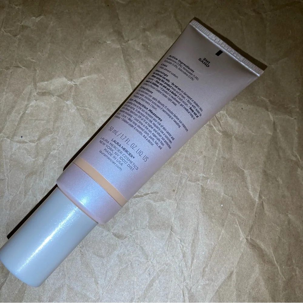 laura mercier new without